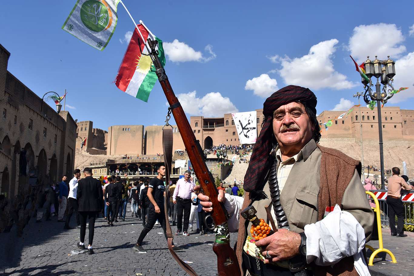 Erbil'de on binlerin katılımıyla mevlit etkinliği düzenlendi